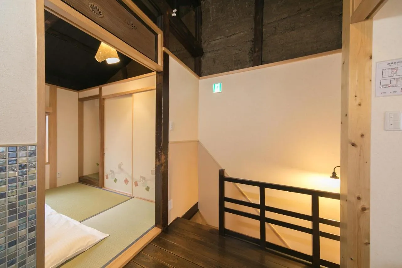 Villa Nishodo Machiya Hikaru Oike à Kyoto Japon