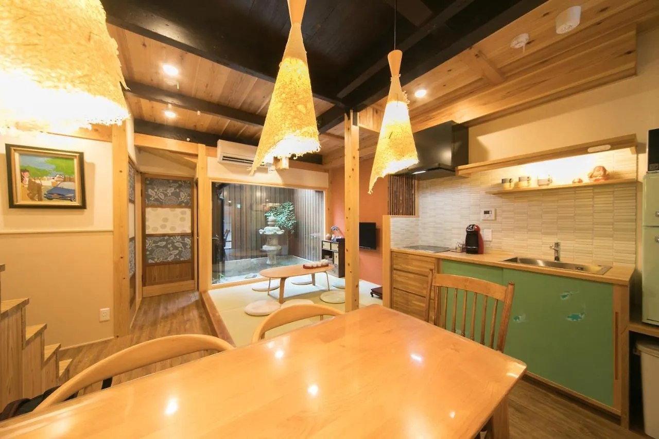 Villa Nishodo Machiya Hikaru Oike à Kyoto 0*,