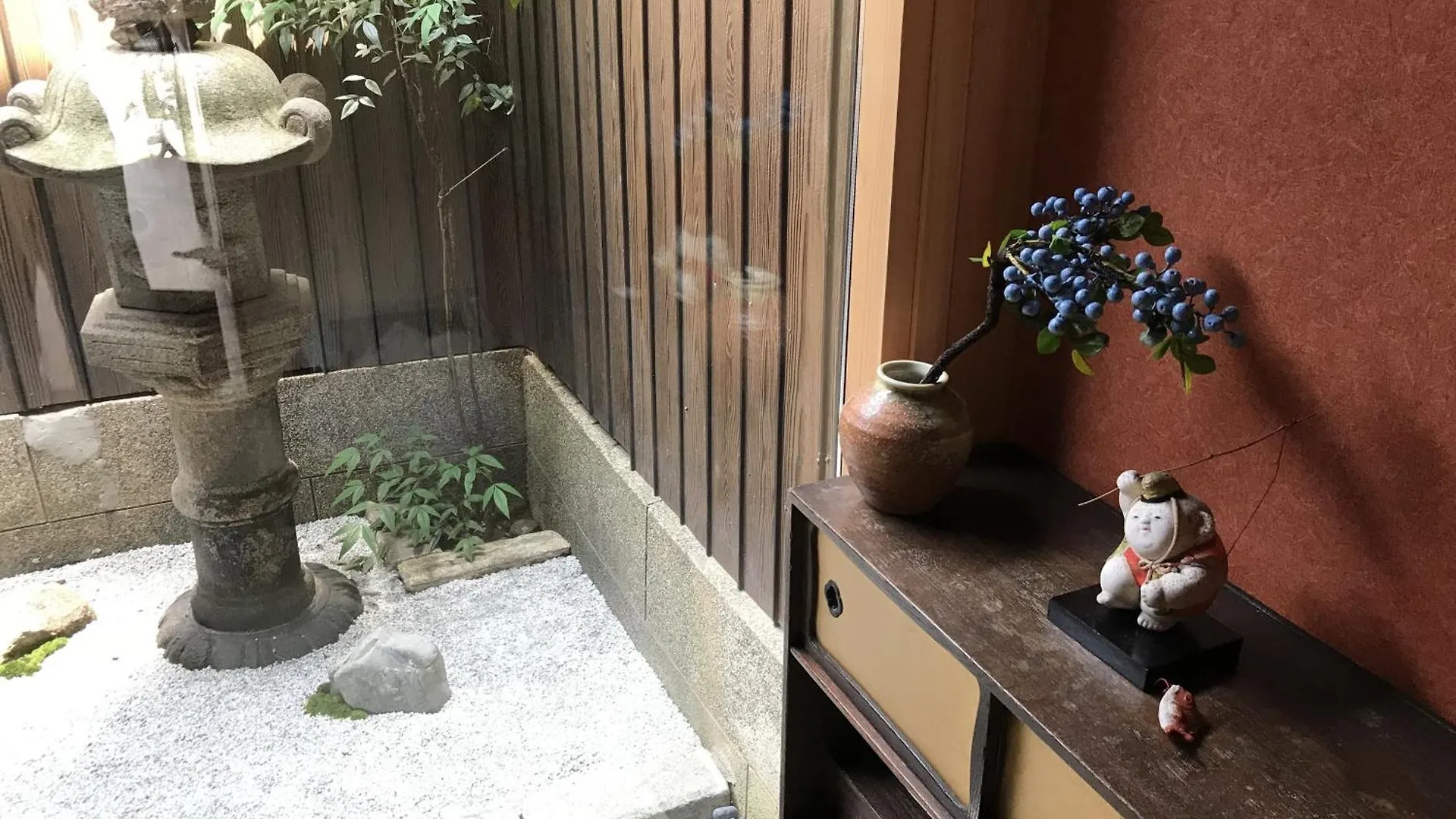 Villa Nishodo Machiya Hikaru Oike à Kyoto Hébergement de vacances